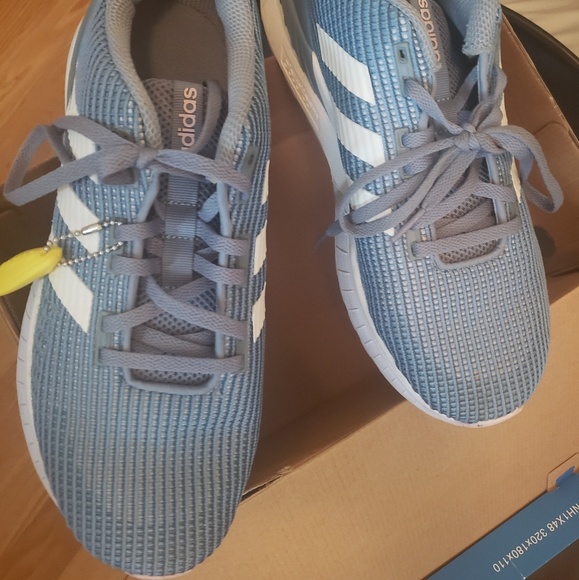 Ladies Adidas - Picture 2 of 3